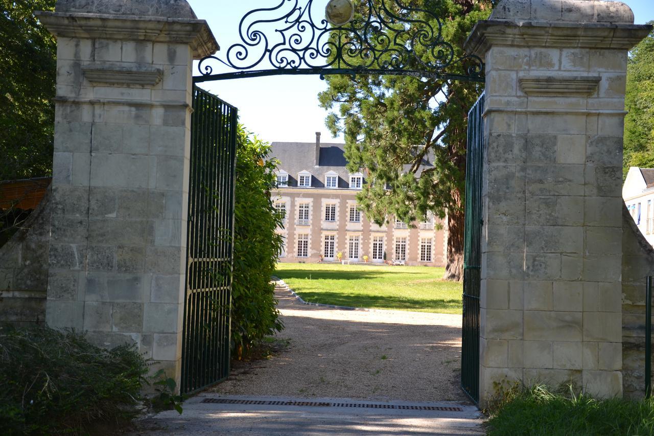 Chateau De Saint Ouen Les Vignes Kültér fotó